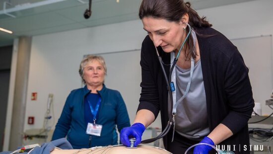 07_02_2025_skoleni_neodkladnych_stavu_SIMU (12)